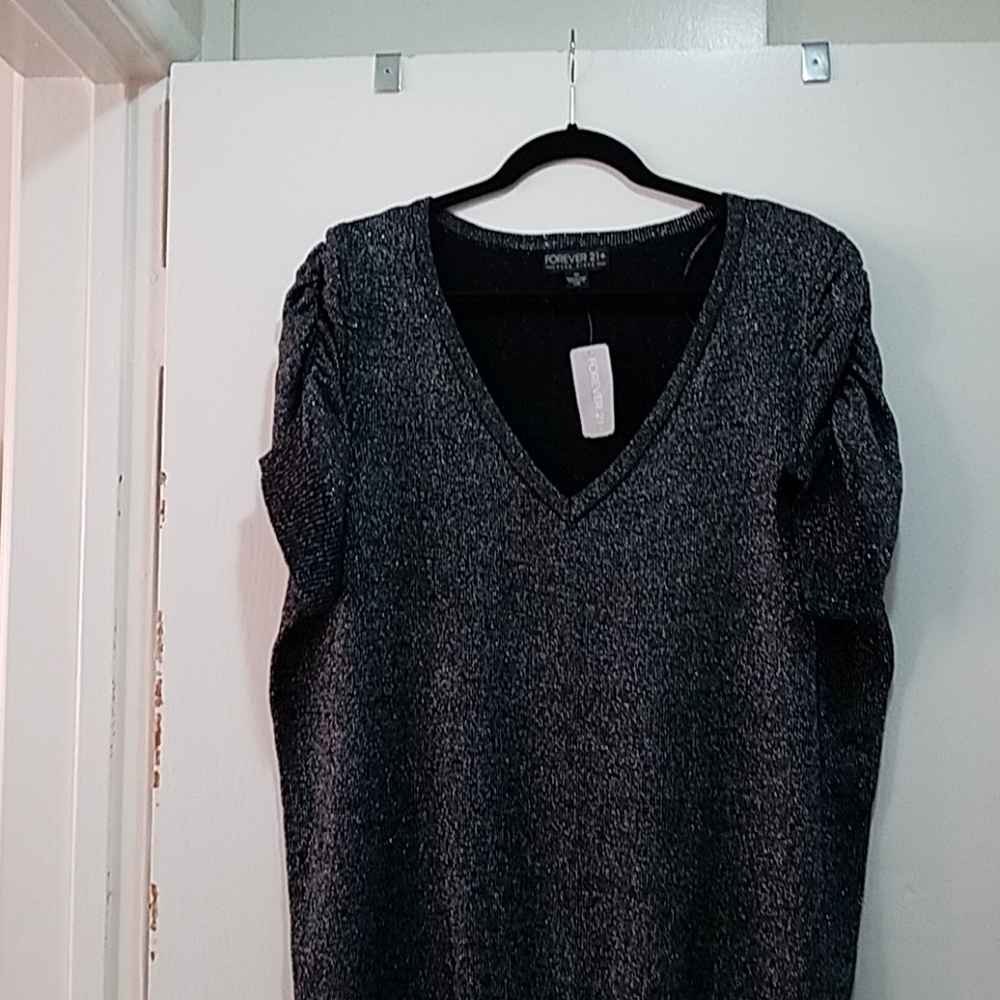 Beautiful evening short sleeve sweater